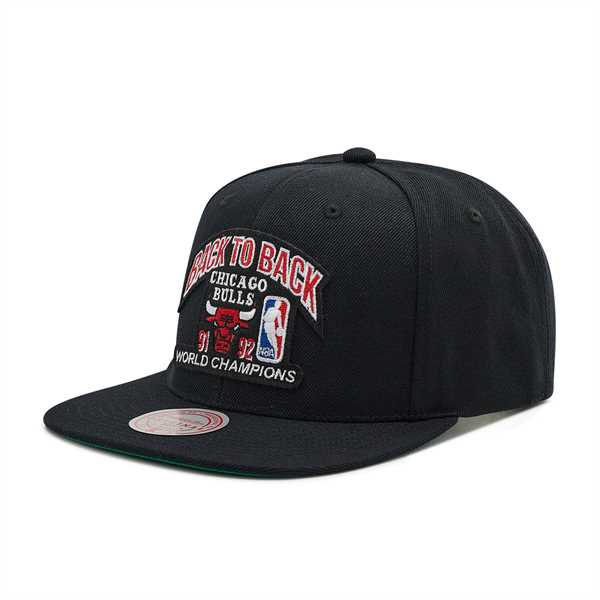 Šiltovka Mitchell & Ness HHSS3131 Čierna