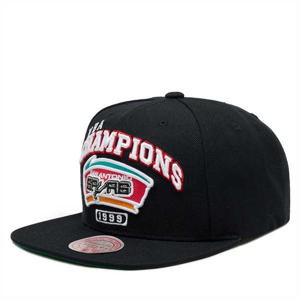 Šiltovka Mitchell & Ness NBA Champs HHSS4509 Čierna